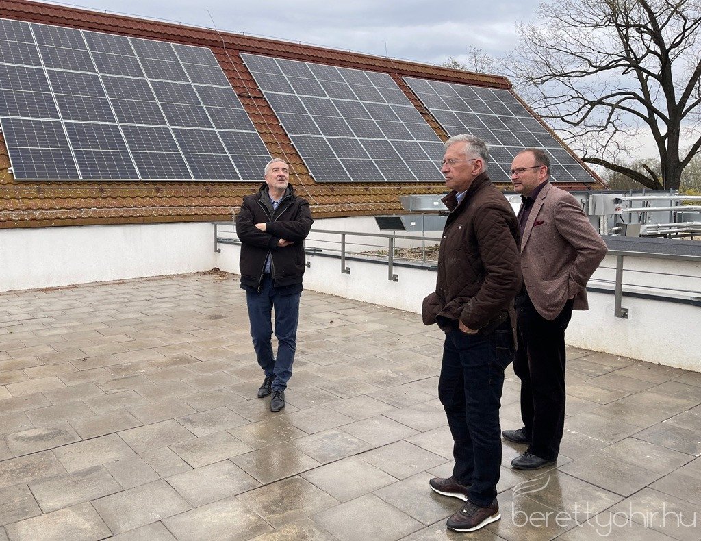 ne_elj_uveghazban 30